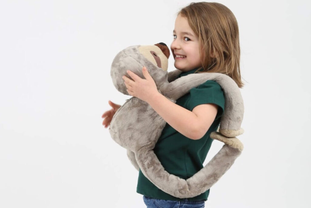sloth-heavy-hugger